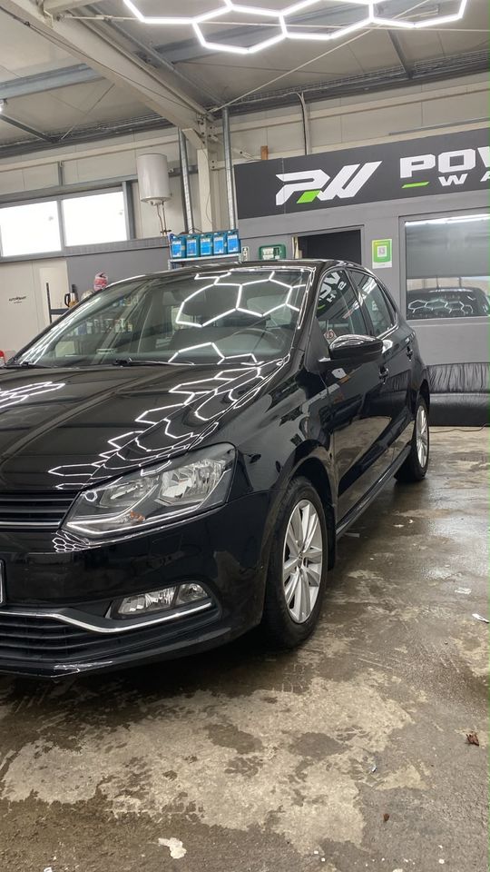 Biltvätt av Volkswagen Golf-7 hos PowerWash i Landskrona – bild 01
