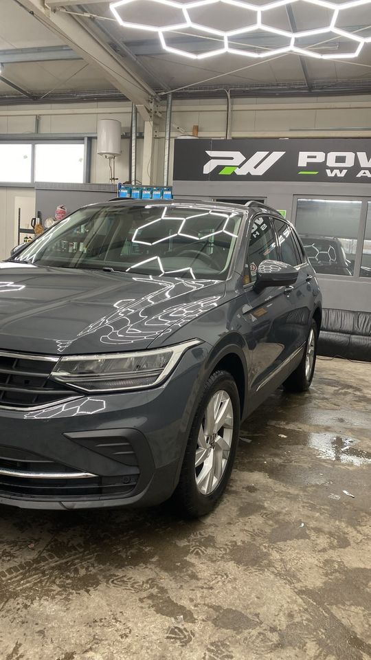 Biltvätt av Volkswagen Tiguan-2 hos PowerWash i Landskrona – bild 01