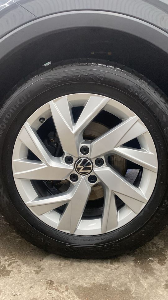 Fälgrengöring av Volkswagen Tiguan-2 hos PowerWash i Landskrona – bild 03